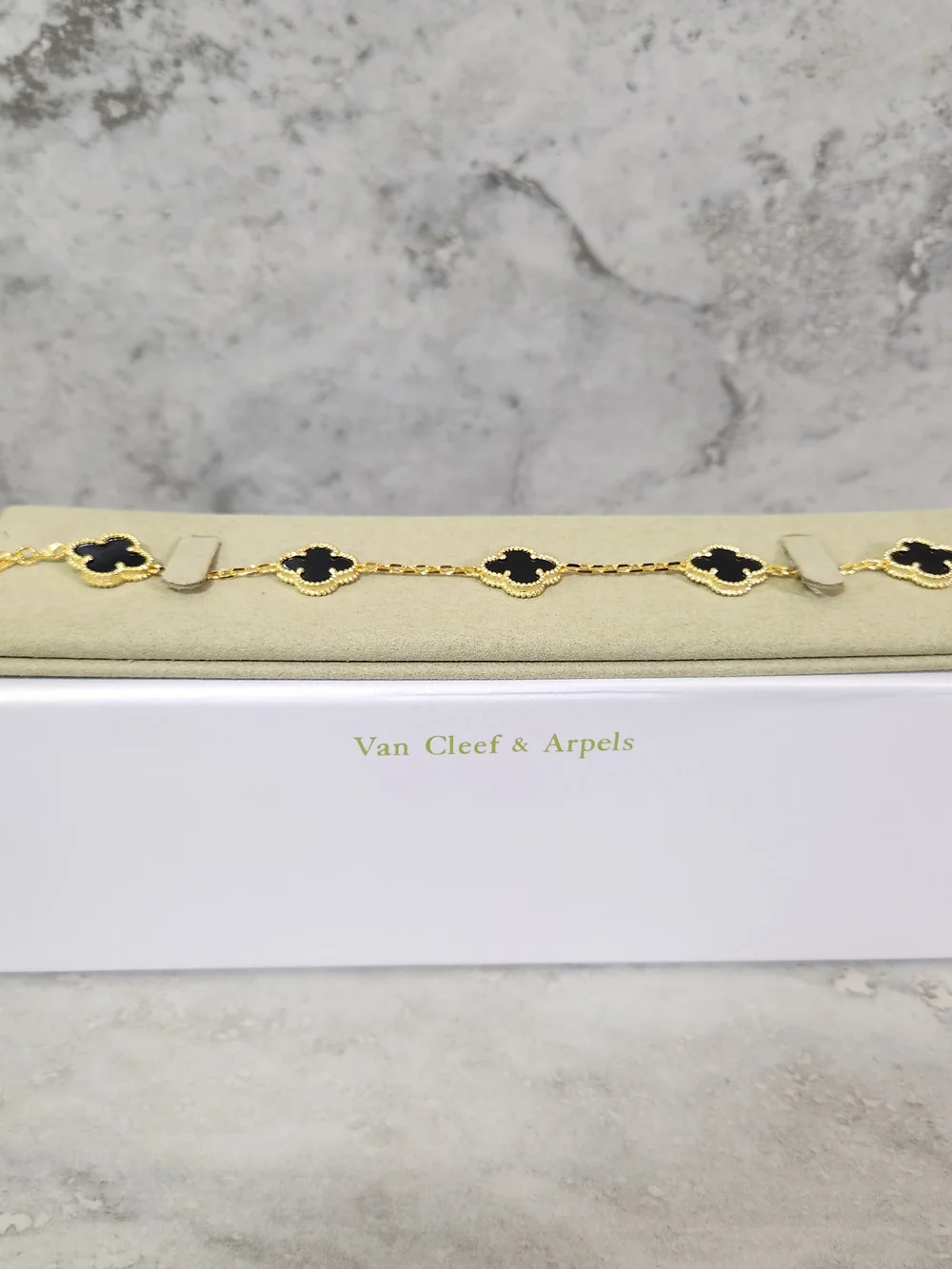 Van Cleef & Arpels Vintage Alhambra Black Onyx Bracelet✨️